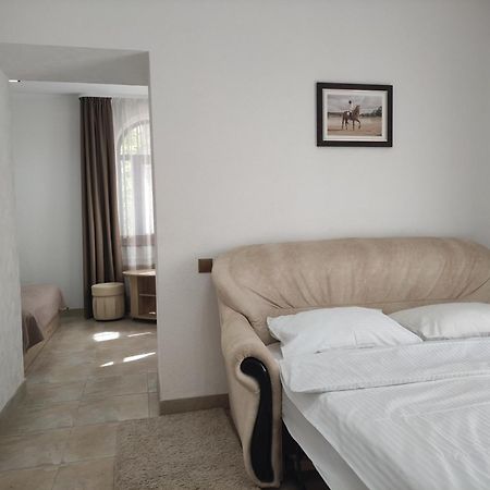 Мисливець В Комплексі "Сокіл" Hotel Susk Exterior photo