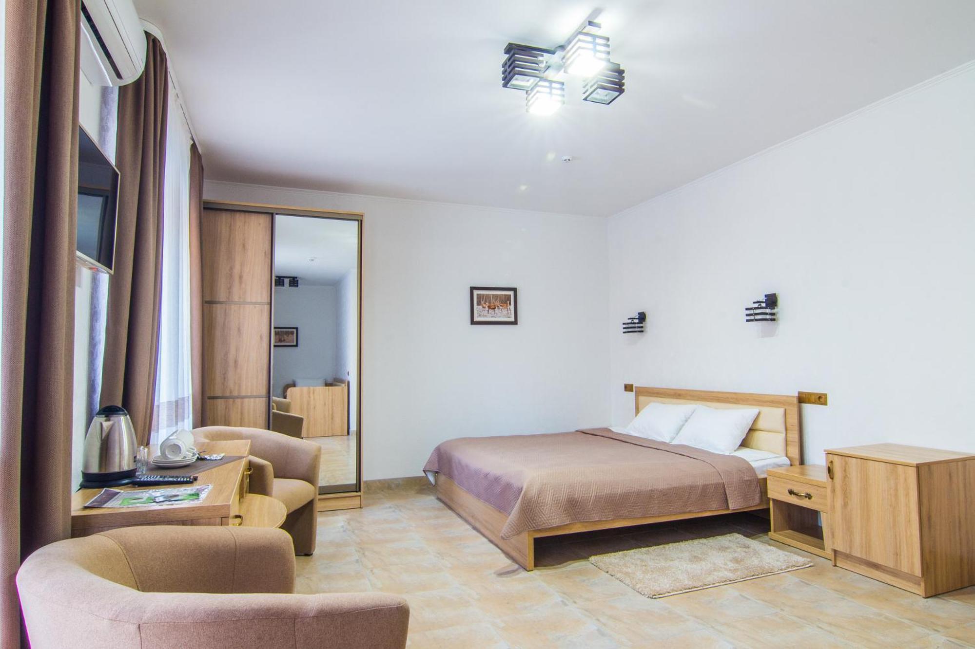 Мисливець В Комплексі "Сокіл" Hotel Susk Exterior photo