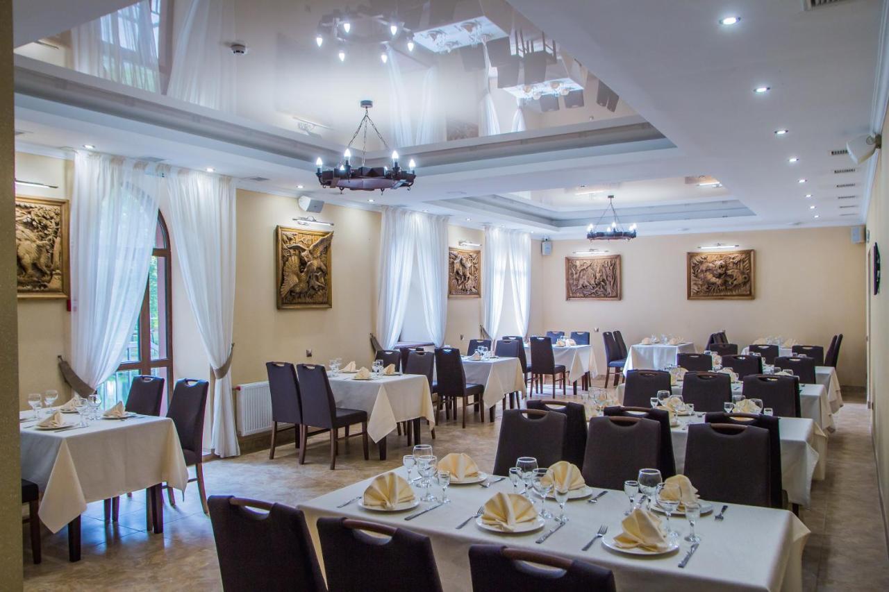 Мисливець В Комплексі "Сокіл" Hotel Susk Exterior photo