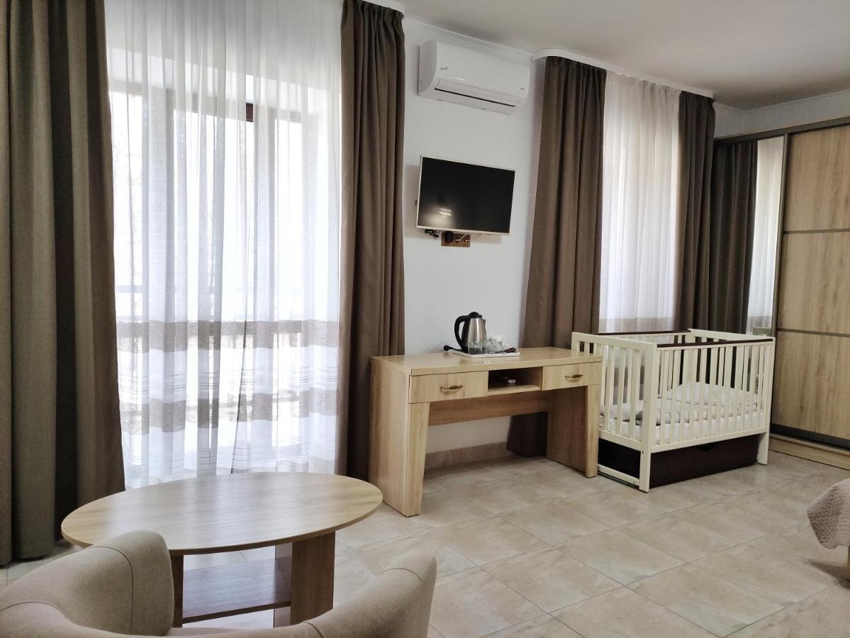Мисливець В Комплексі "Сокіл" Hotel Susk Exterior photo
